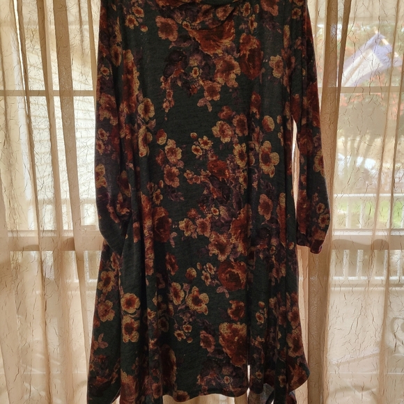 Sweater dress with pockets - Picture 4 of 4